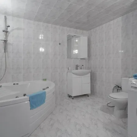 Duke View Apartment