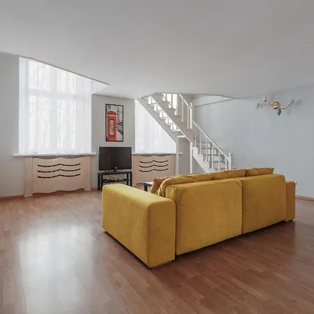 Duke View Apartment *